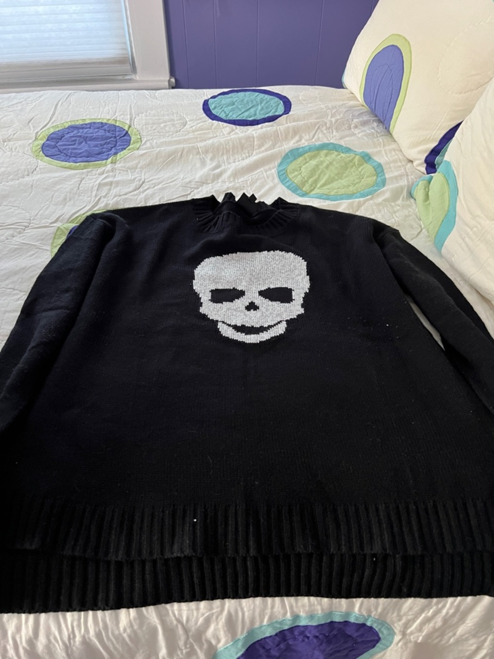 Wallpapher Black and White Skull Knit sweater